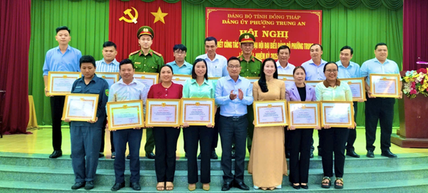 PHƯỜNG TRUNG AN TỔ CHỨC HỘI NGHỊ TỔNG KẾT CÔNG TÁC TỔ CHỨC ĐẠI HỘI ĐẠI BIỂU ĐẢNG BỘ LẦN THỨ I NHIỆM KỲ 2025 – 2030